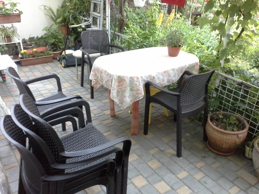 Guesthouse Marta Одесса Экстерьер фото